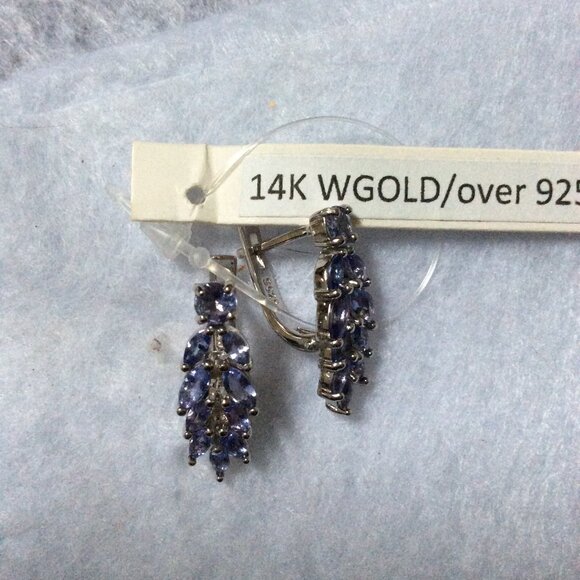 14k WHITE GOLD Marquise Blue Tanzanite 5x2.5mm Earrings MSRP $525 - Picture 4 of 5
